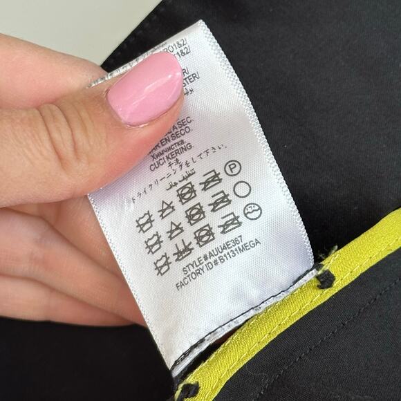 BCBGMAXAZRIA Arelia Silk Blend Zip Waist A-Line Essential Jacket Black M - Picture 7 of 7